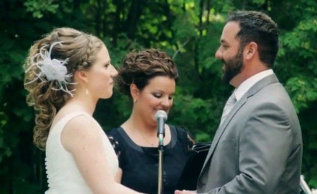 קרלי ואדם- חתונה בהפתעה (צילום: vimeo)