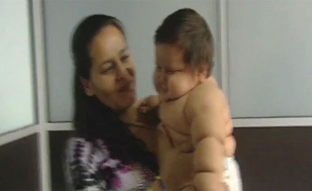 התינוק ששוקל 21 קילוגרם בגיל 8 חודשים (צילום: צילום מסך)