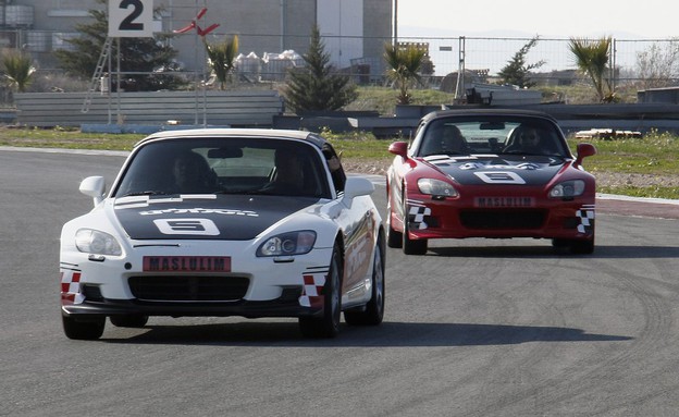 קורס נהיגה מסלולים