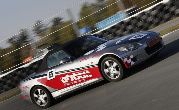 קורס נהיגה מסלולים