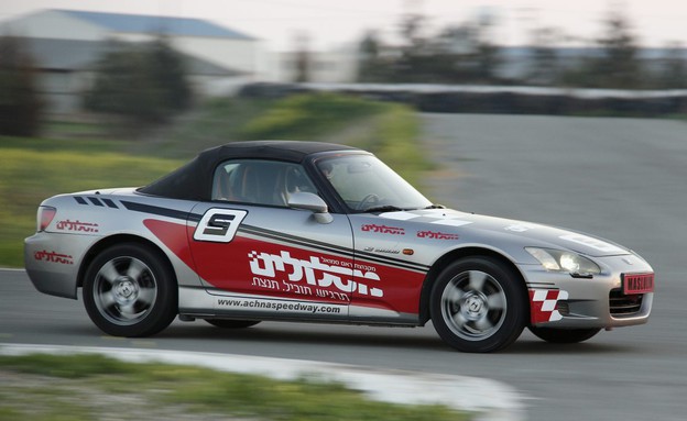 קורס נהיגה מסלולים