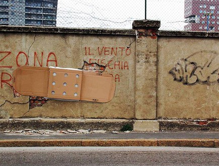 אמנות רחוב באיטליה, פלסטר (צילום: fra-biancoshock.org)