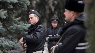 חיילים רוסים בקרים. ארכיון (צילום: רויטרס)