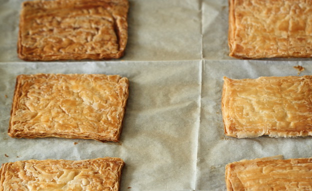 מילפיי - ריבועי הבצק אפויים