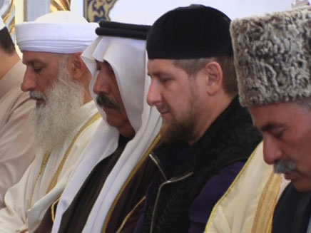 נשיא צ'צ'ניה בחנוכת המסגד
