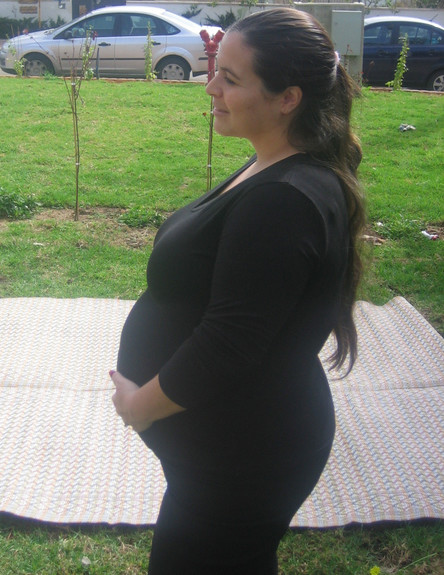 נטלי רבני במהלך ההיריון (צילום: נטלי רבני, צילום ביתי)