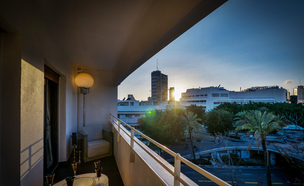 שיפוץ בתל אביב, מרפסת נוף (צילום: איתי סיקולסקי​)