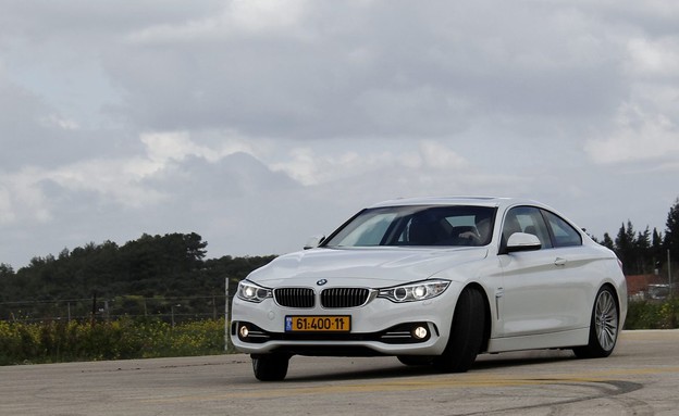 ב.מ.וו 435 מול מרצדס