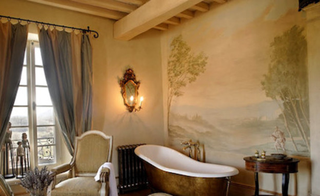 20-אמבטיות עם נוף, סגנון_אירופאי_קלאסי_בחדר_הרחצה. (צילום: www.italianvil)