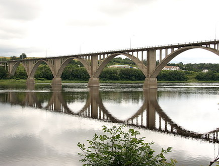 800px-Hartland_bridge, הגשרים הארוכים בעולם, קרדיט 'ןלןפקגןש Vic B (צילום: wikipedia Vic B)