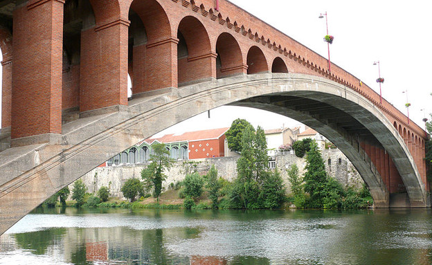 Villeneuve-sur-Lot_-_Pont_de_la_Libération, הגשרים הארוכים בעולם,  (צילום: wikipedia MOSSOT)