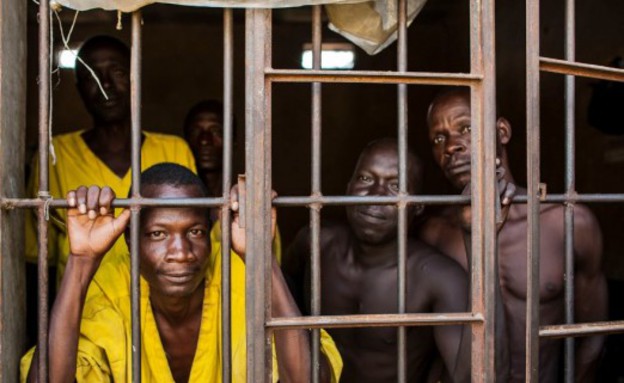 הומואים כלואים באוגנדה (צילום: Gavin Griffith)