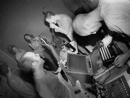 מוג'הידין בשחור לבן מוג'הידין בשחור לבן