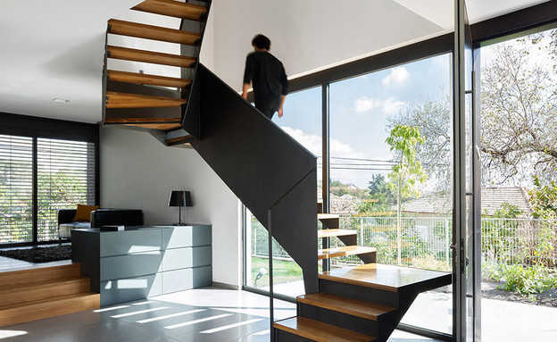 שחר ועודד, מדרגות שחר ועודד, מדרגות