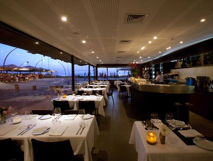 מסעדת מול ים (צילום: דניאל לילה)