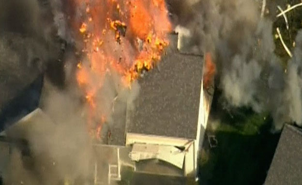 בית מתפוצץ בניו האמפשייר (צילום: רויטרס)