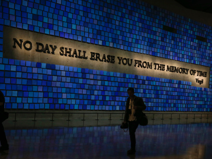 no day shall erase you from the memory o (צילום: רויטרס)