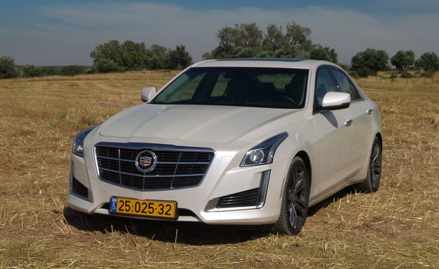 קאדילק CTS 2014