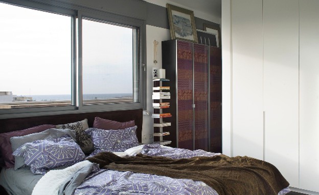 סורנה כפיר, חלון חדר שינה (צילום: גלית דויטש)