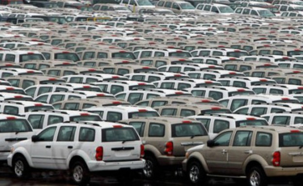 מגרש מכוניות ללא דורש 