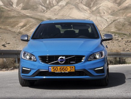 וולוו S60 2014  (צילום: נעם וינד)