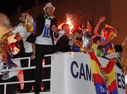 חגיגות אדירות במדריד (צילום: ספורט 5)