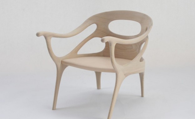 רהיטים מוזרים - כסא עצם  (צילום: helledamkjaer)
