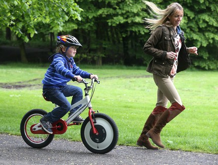 By cough flexible בלי גלגלי עזר: האופניים שילמדו ילדים לרכוב בתוך חצי שעה