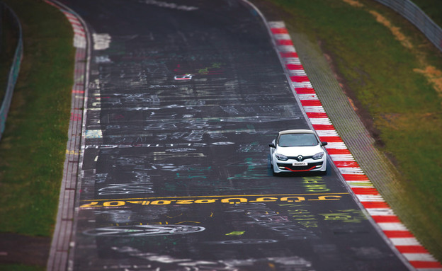 מגאן R275 נורבורגרינג