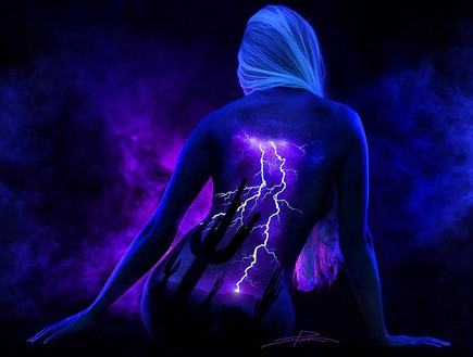 ציורי גוף אולטרה (צילום: John Poppleton)