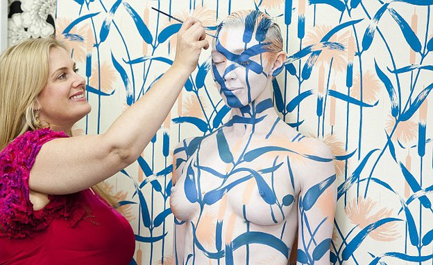 ציורי גוף קיר (צילום: Emma Hack)