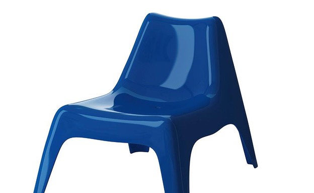 איקאה סייל - כיסא כחול (צילום: יח"צ איקאה)
