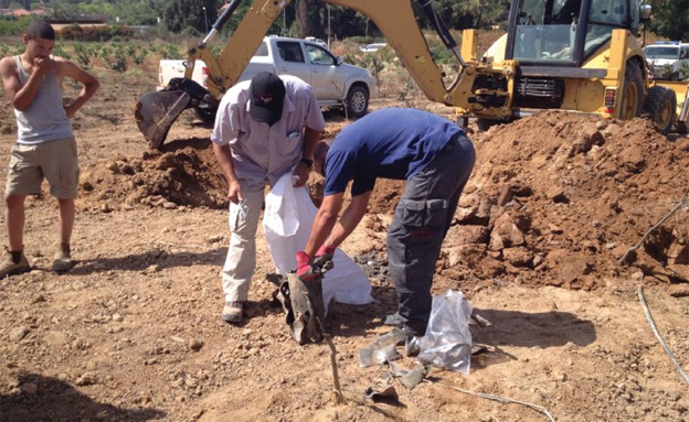 אחת הרקטות שהתפוצצו בדרום הבוקר (צילום: איקו טבשי)