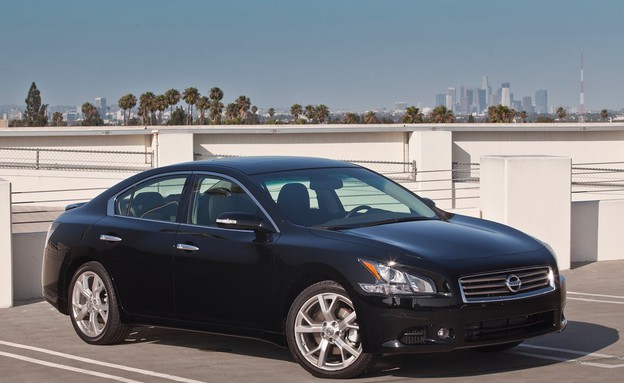 ניסאן מקסימה 