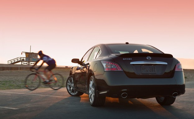 ניסאן מקסימה 