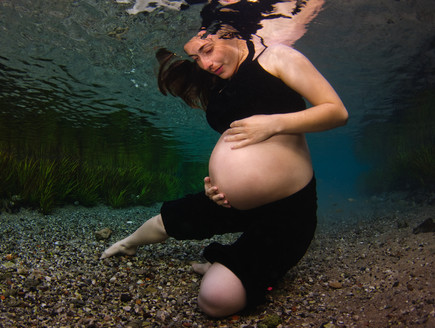 צילומי היריון תת מימיים (צילום: חגי נתיב)
