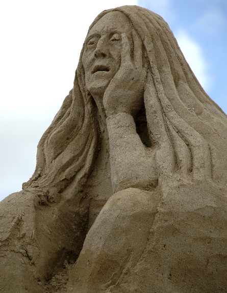 פסלים בחול (צילום: אימג'בנק / Thinkstock)
