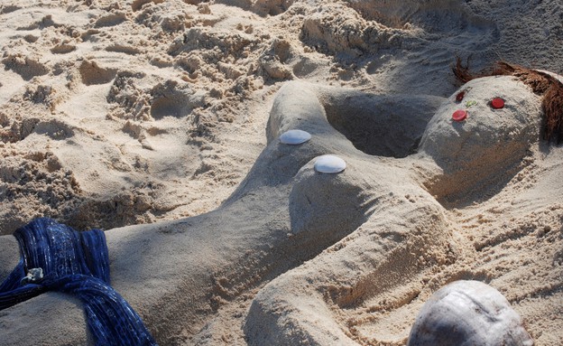 פסלים בחול (צילום: אימג'בנק / Thinkstock)