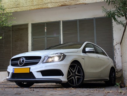 מרצדס A45AMG (צילום: ניר בן זקן )