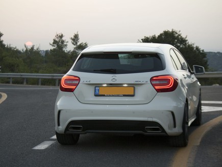 מרצדס A45AMG (צילום: ניר בן זקן )