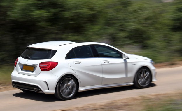 מרצדס A45AMG