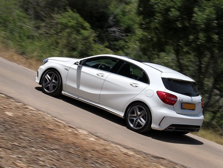 מרצדס A45AMG (צילום: נעם וינד)