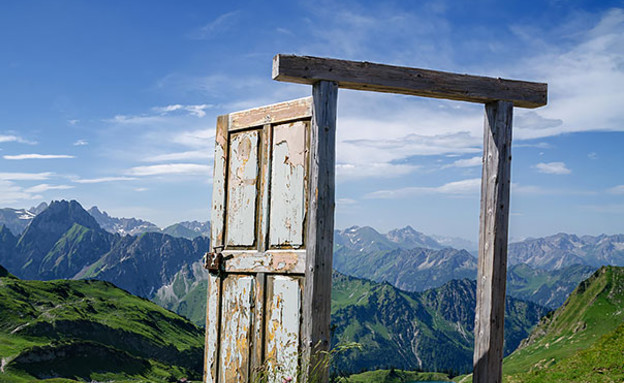 דלתות, אלפים גרמניה, צילום Dominic Walter (צילום: Dominic Walter)