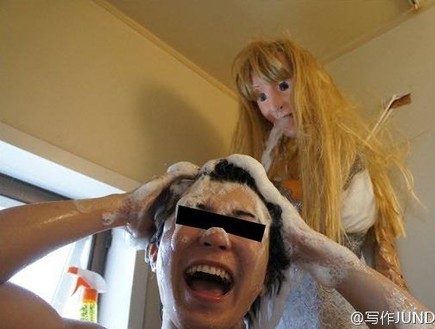 מקלחת הזויה (צילום: weibo.com)