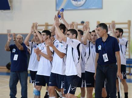 ג'וקיץ' וחניכיו. "באים כאנדרדוג" (איגוד הכדוריד) (צילום: ספורט 5)