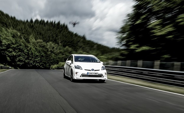 טויוטה פריוס בנורבורגרינג