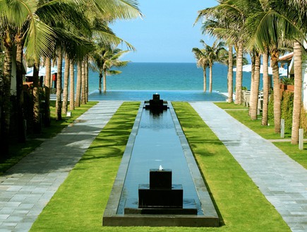 בריכות יפות, בחול, צילום Fusion_Maia_Resort_Da_Nan (צילום: Fusion_Maia_Resort_Da_Nang,_Vietnam_(1)