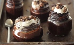 עוגות שוקולד וקפה אישיות  (צילום: חן שוקרון, אוכל טוב)