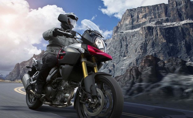 סוזוקי ויסטרום 1,000 מול קוואסאקי ורסיס 1,000