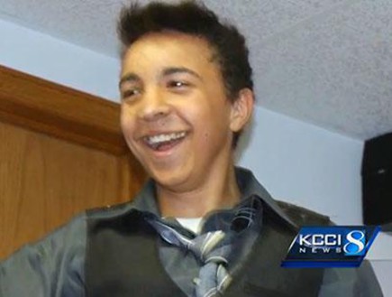סירבו לקחת תרומת איברים מנער בן 16 כי הוא הומו